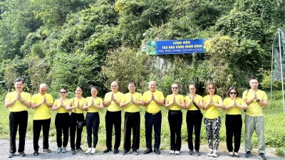 Công viên trà hoa vàng Ninh Bình vinh dự đón tiếp đoàn đại biểu Môn phái Khí công Himalaya